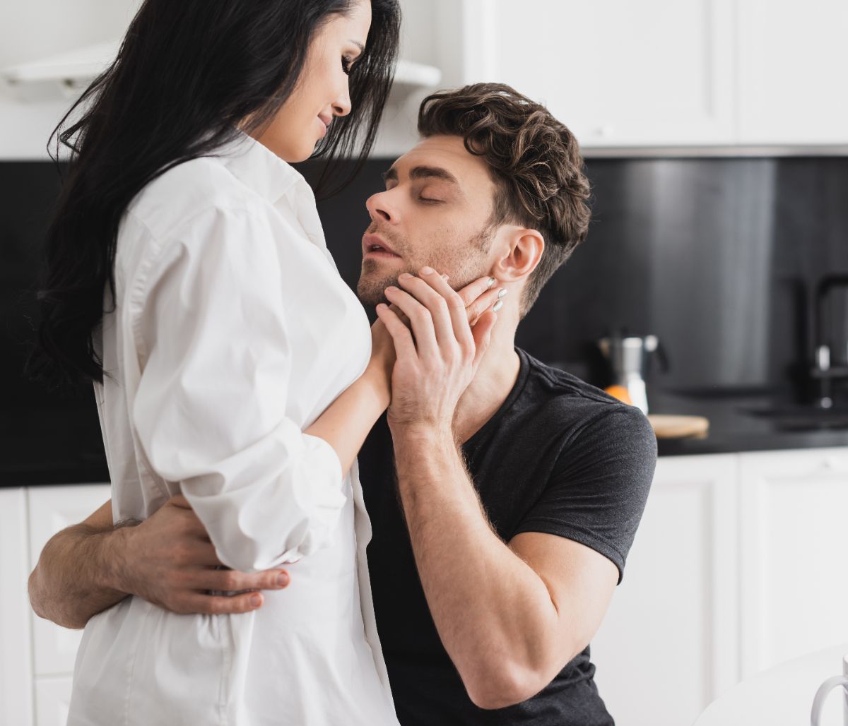 Ταύρος, Παρθένος, Αιγόκερως: Από εκεί θα καταλάβεις ότι είναι καλός στο κρεβάτι!