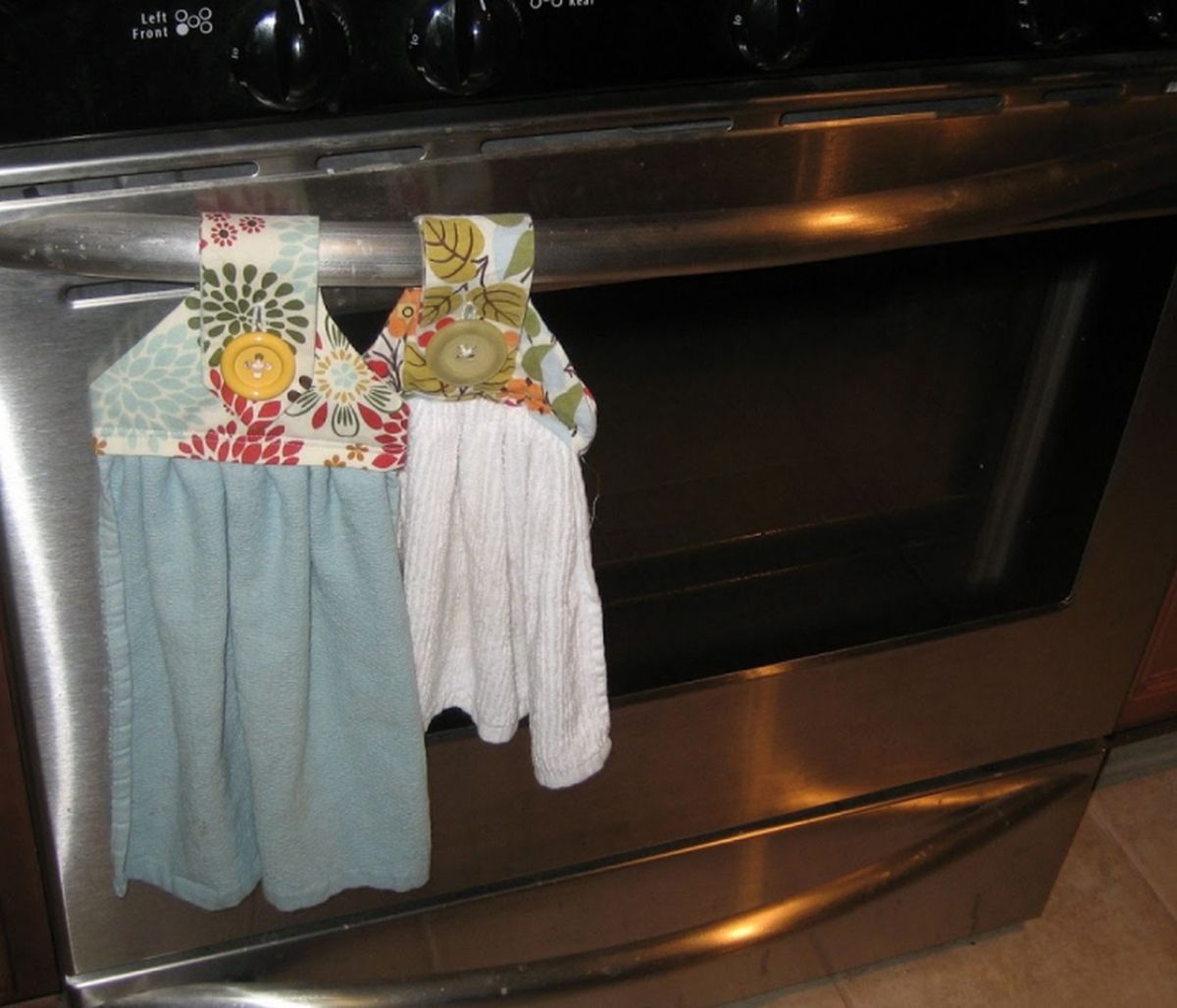 Κρεμάς την πετσέτα στη πόρτα του φούρνου; Σταμάτησέ το αμέσως!
