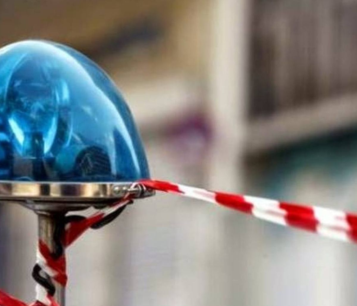 ΤΩΡΑ: «Φαρ Ουέστ» στην Αγία Βαρβάρα - Ένοπλος έχει ταμπουρωθεί σε σπίτι