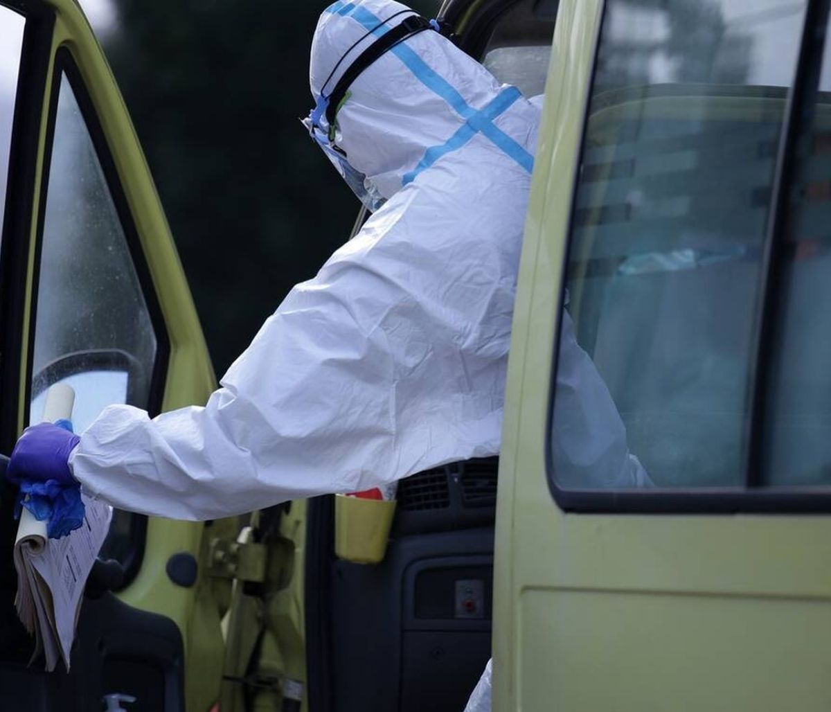 Κρούσματα σήμερα: 438 διασωληνωμένοι, 50 νεκροί και 932 νέα ανακοίνωσε ο ΕΟΔΥ