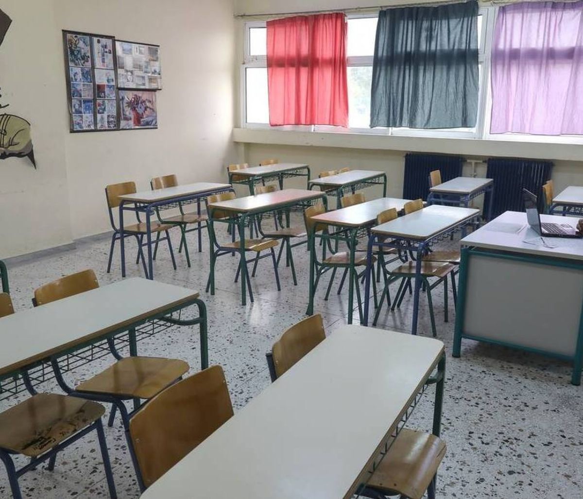 «Βόμβα» Πελώνη: Μπορεί να μην ανοίξουν τα σχολεία τη Δευτέρα, ούτε το click away