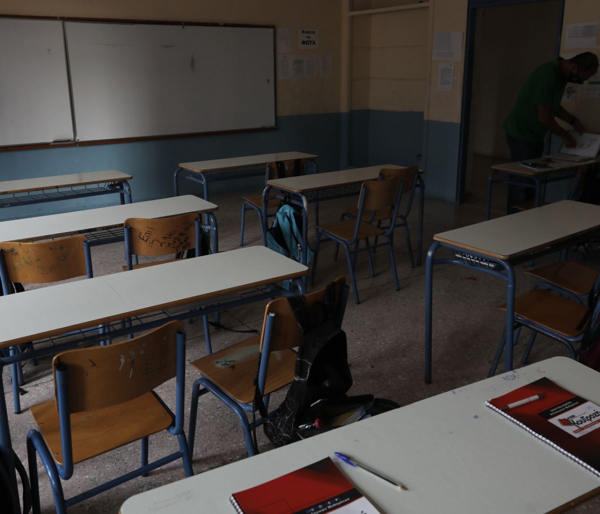 Σχολεία: Ανοίγουν Δημοτικά και Νηπιαγωγεία τη Δευτέρα - Μάσκες, αερισμός, τεστ - Αναλυτικός οδηγός