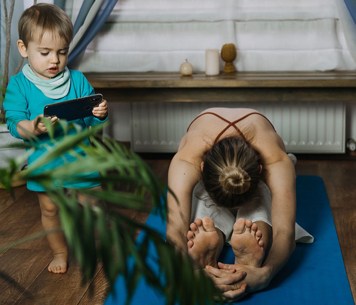Τα καλύτερα workout για μαμάδες που μένουν σπίτι (vid)