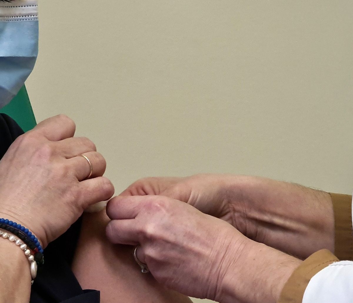 Κακοκαιρία «Μήδεια»: Κανονικά οι εμβολιασμοί – Τι ζήτησαν Χρυσοχοΐδης, Χαρδαλιάς από τους Δήμους