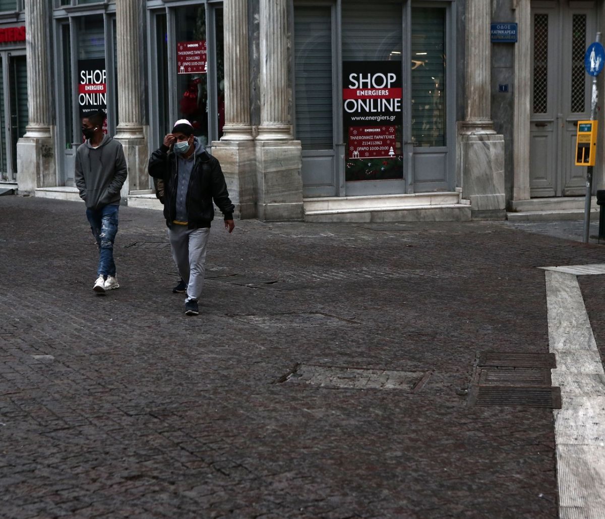 Lockdown: Νέο SMS για click away – Τι θα ισχύει για τα ψώνια