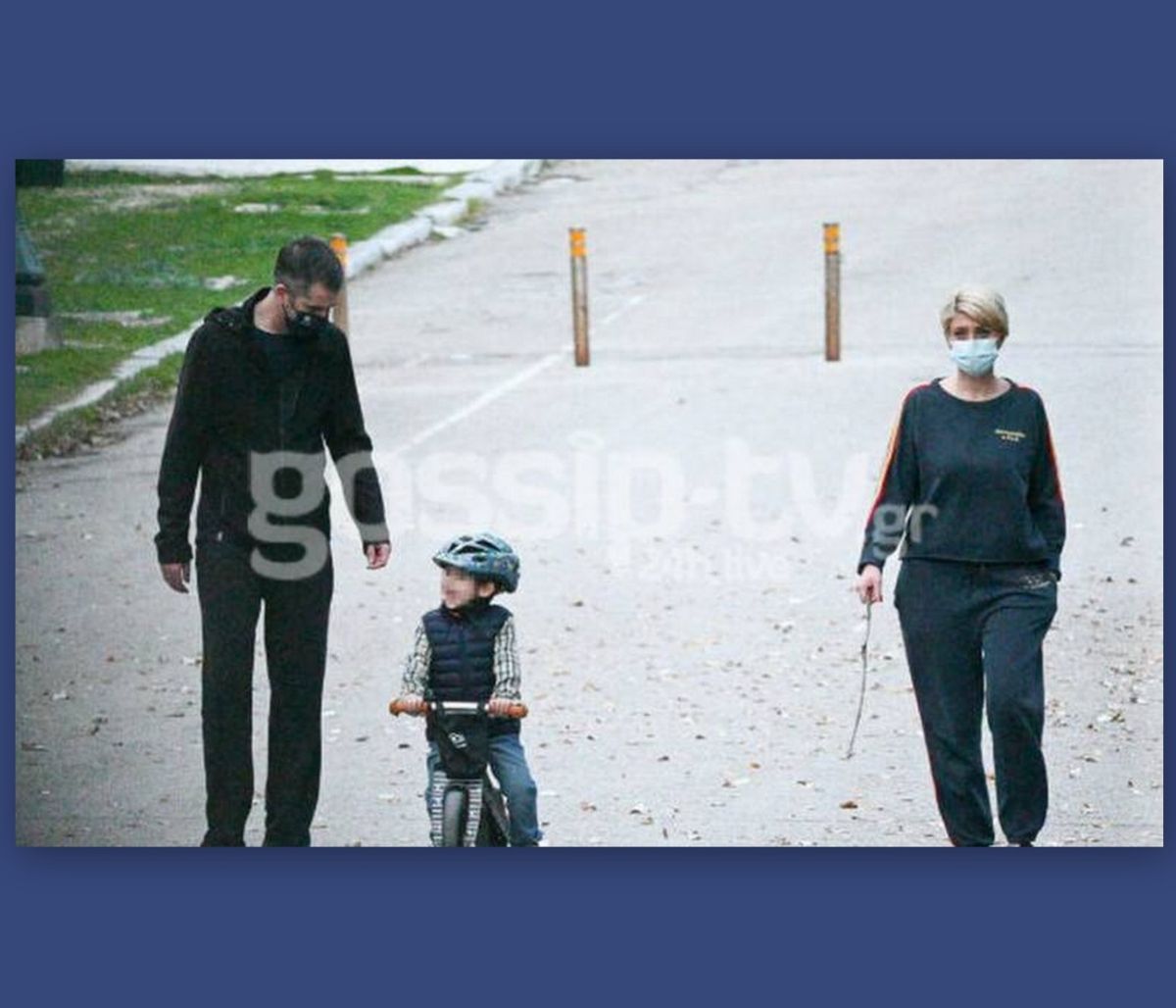 Η οικογενειακή βόλτα στο Ζάππειο και η αδυνατισμένη Σία Κοσιώνη με φόρμες που ζηλέψαμε!