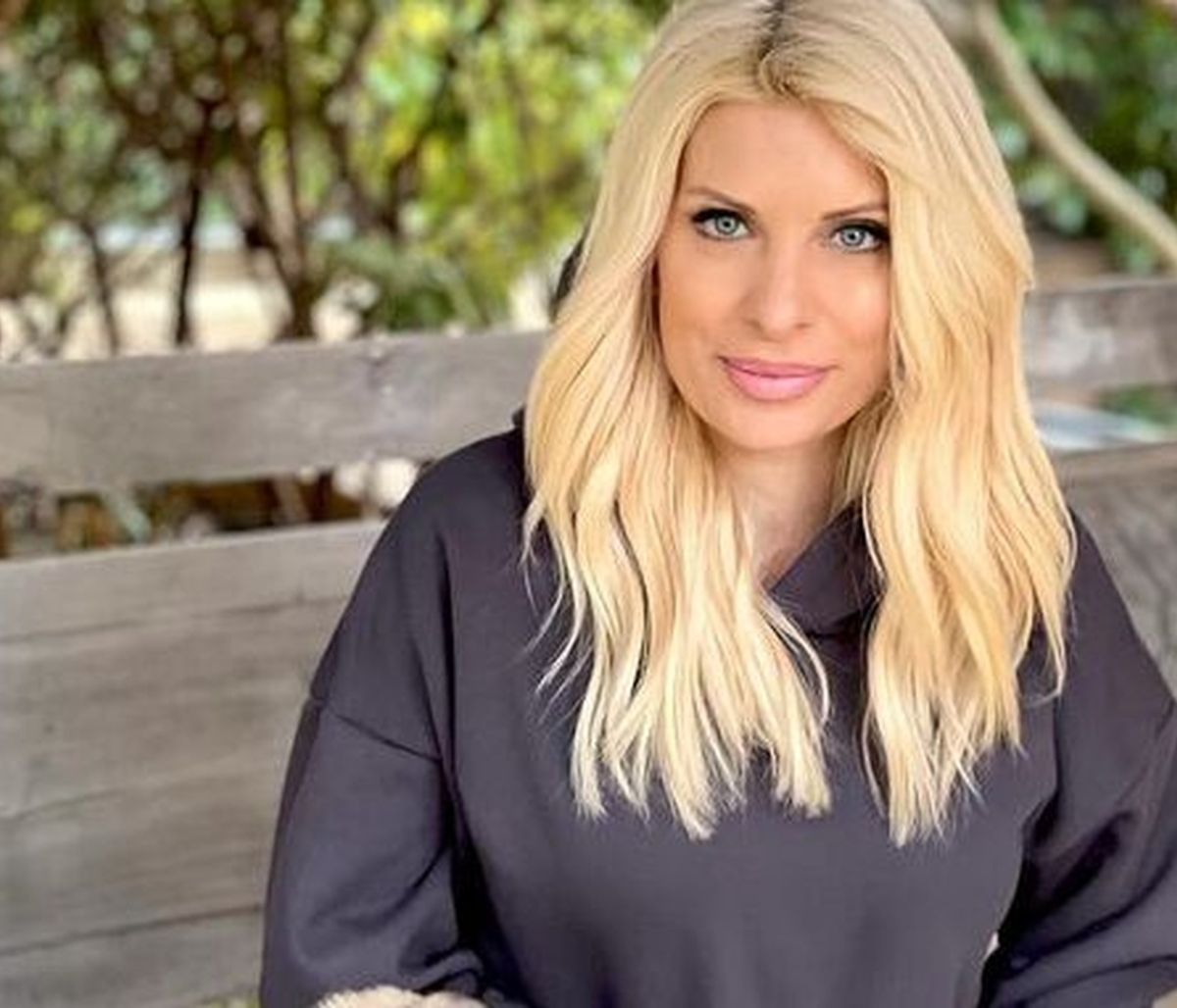 Ελένη Μενεγάκη: Δεν υπάρχει! Δείτε τι έκανε μέσα στο σπίτι της!