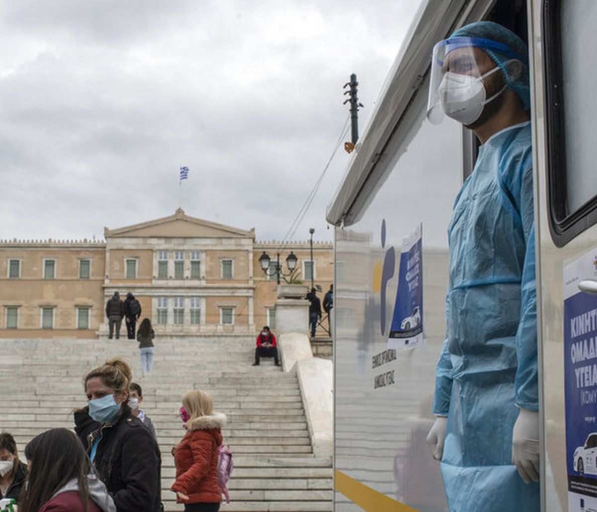 Κρούσματα σήμερα: 1.142 νέα ανακοίνωσε ο ΕΟΔΥ - 53 θάνατοι σε 24 ώρες, στους 466 οι διασωληνωμένοι