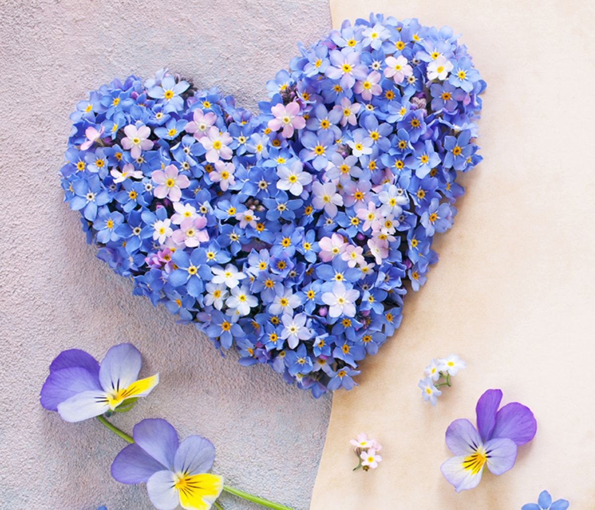 Άλλαξέ τα όλα: Οι προβλέψεις για τα αισθηματικά των ζωδίων από 26/04 έως 02/05