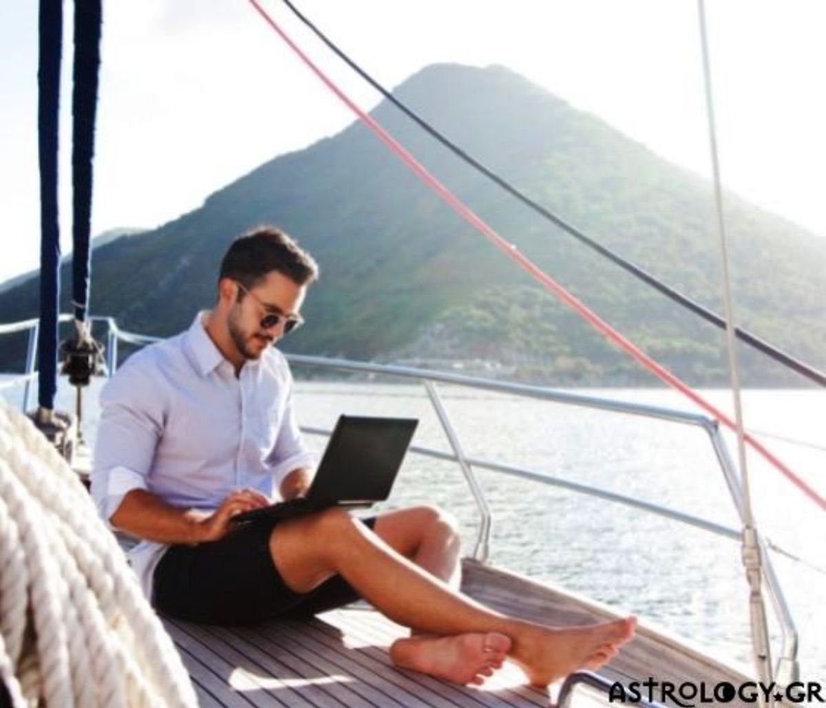 Οι 4 άντρες του ζωδιακού που δε θα κρεμαστούν από πάνω σου