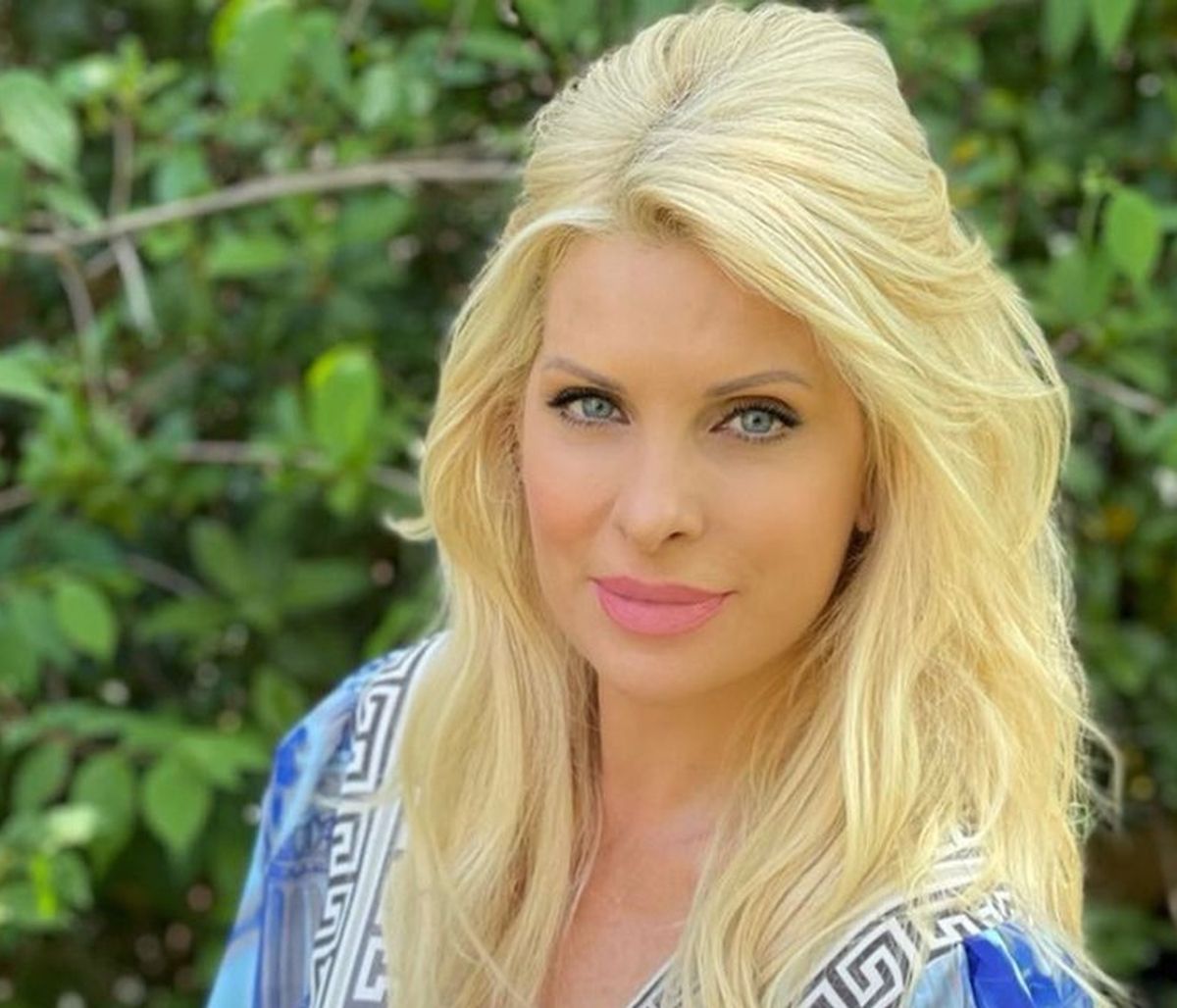 Ελένη Μενεγάκη: Σε αυτή τη χώρα θέλει να ταξιδέψει - Ζήτησε πληροφορίες από follower στο instagram!