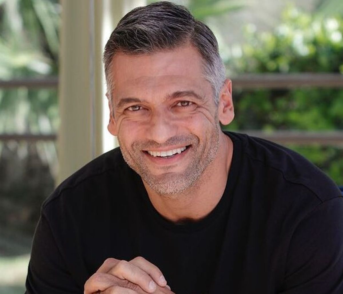 Ο Στέλιος Κρητικός μιλάει αποκλειστικά στο gossip-tv μετά την είδηση ότι περιμένει το 4ο παιδί του!