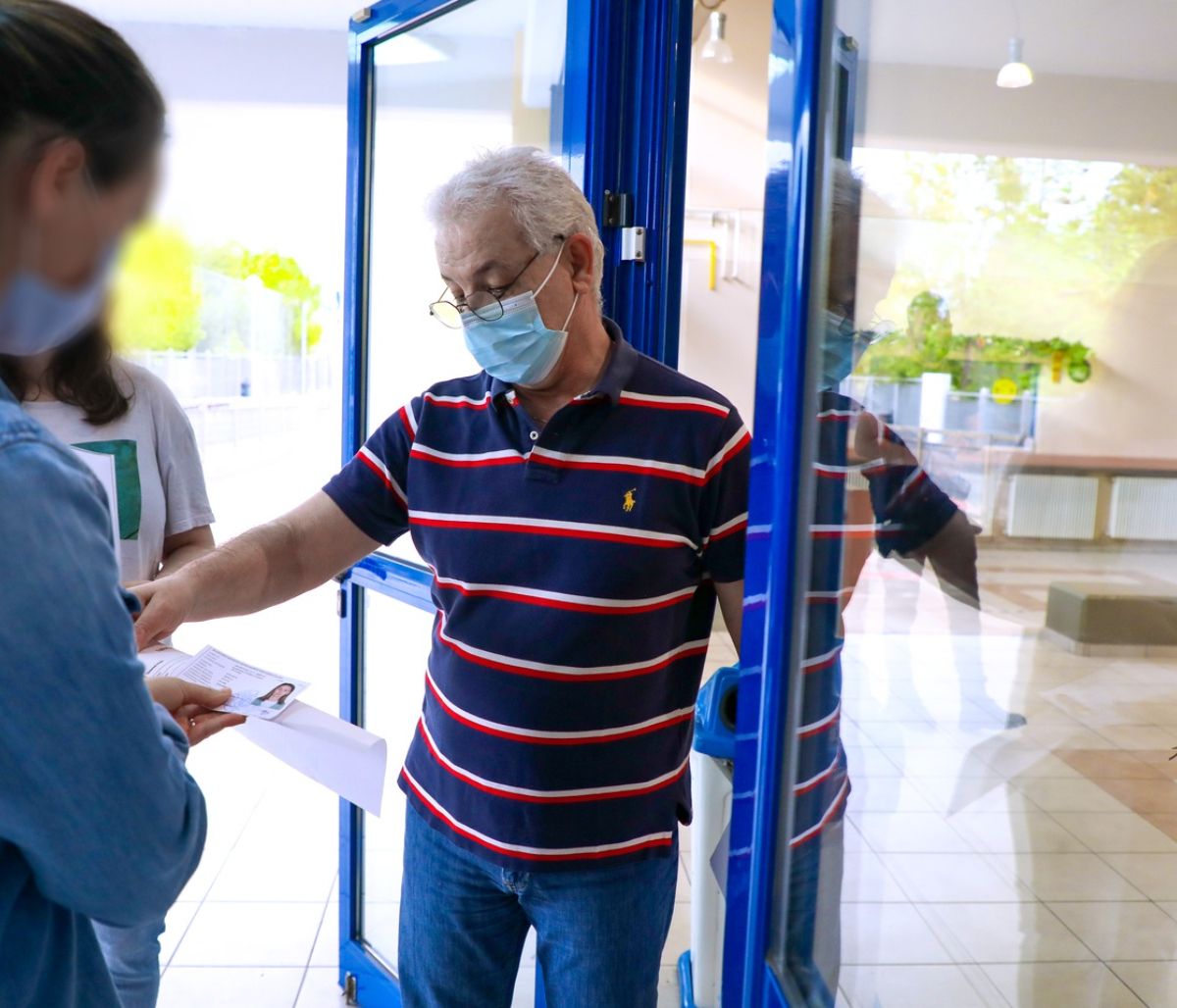 Πανελλήνιες 2021 - Πανελλαδικές 2021: Τι ώρα θα ξέρουμε τα θέματα σε Βιολογία, Μαθηματικά, Αρχαία