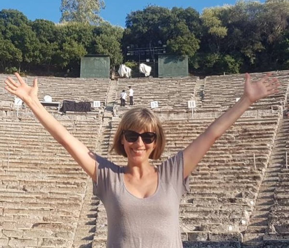 Βίκυ Βολιώτη: Σπάνια εμφάνιση με την κόρη της - Δείτε πόσο μεγάλωσε