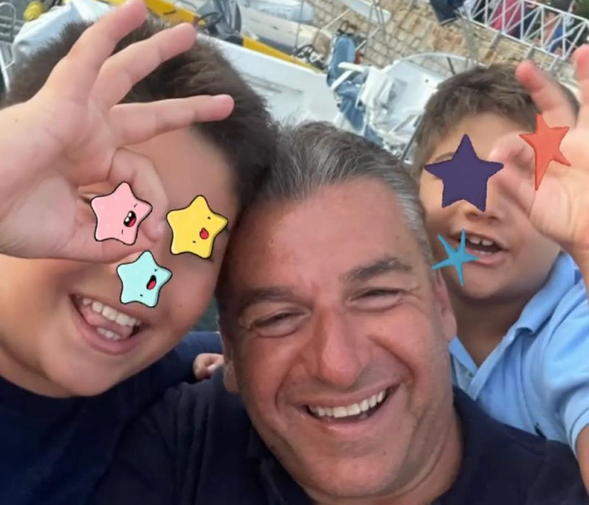 Γιώργος Λιάγκας: Ένας εκκολαπτόμενος καπετάνιος ο γιος του - Δείτε φώτο