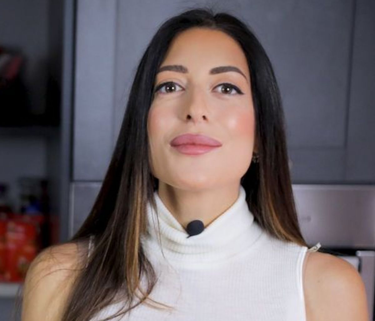 Φλορίντα Πετρουτσέλι: Η συνταγή της για σπιτικό ψωμί (εικόνες)