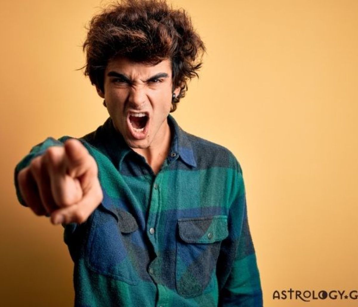 10 πράγματα που βγάζουν τους Λέοντες από τα ρούχα τους