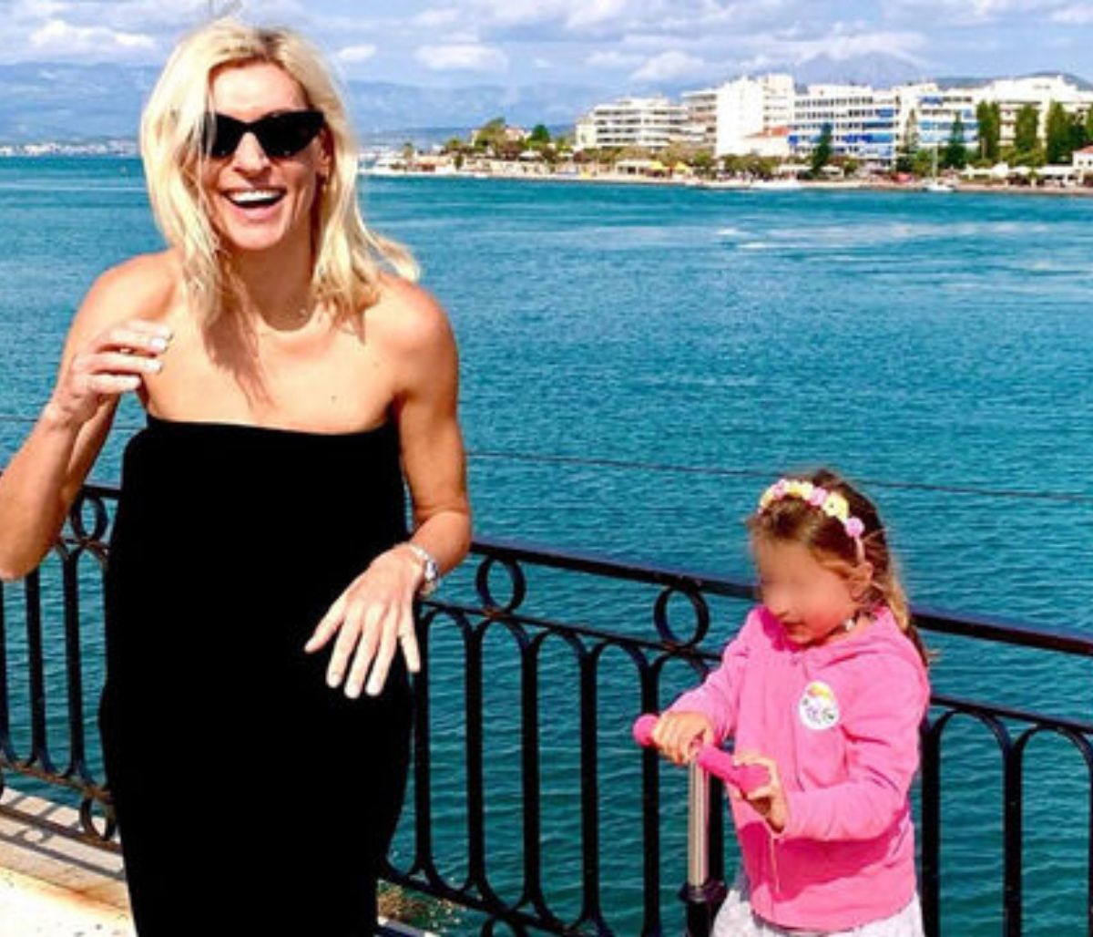 Η Ζέτα Δούκα αγκαλιά με την κόρη της - «Κάθε χρόνο εδώ! 4 χρόνια πια!»