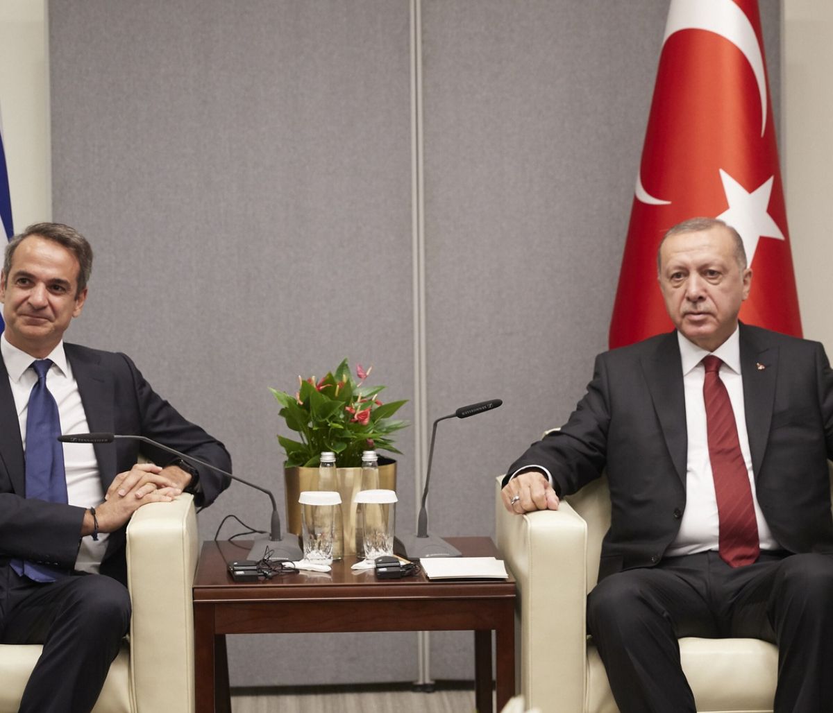 «Σκάκι» Ελλάδας-Τουρκίας για το Αφγανιστάν: Οι προσδοκίες από το τηλεφώνημα Μητσοτάκη-Ερντογάν