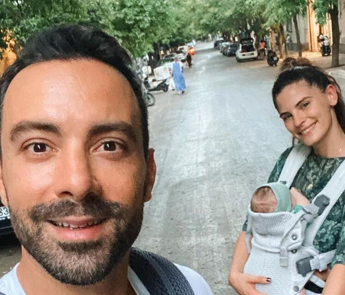 Μπόμπα: Δεν πάει ο νους σου τι κάνει λίγη ώρα αφού ταΐσει της δίδυμες! Το τρολάρισμα του Σάκη