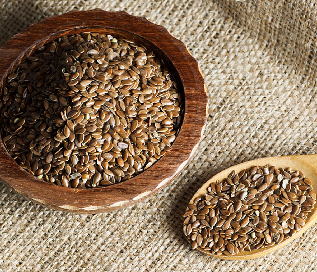 Λιναρόσπορος: 11 μοναδικά οφέλη για την υγεία σας (video)