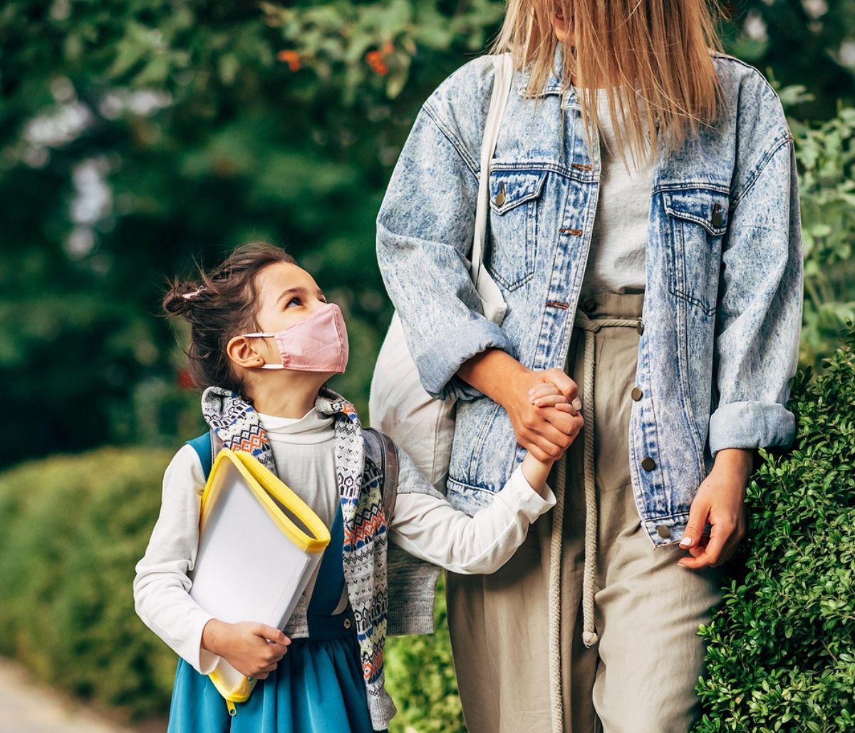 Οι επτά τύποι μαμάδων που συναντάμε την πρώτη μέρα στο σχολείο