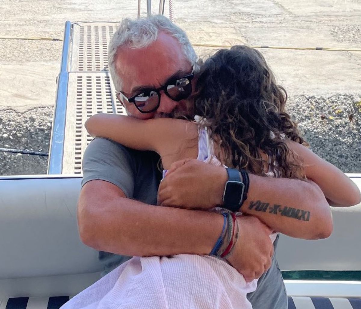 Γιώργος Λύρας: Τον έφτασε στο ύψος η κόρη του - Δείτε φώτο