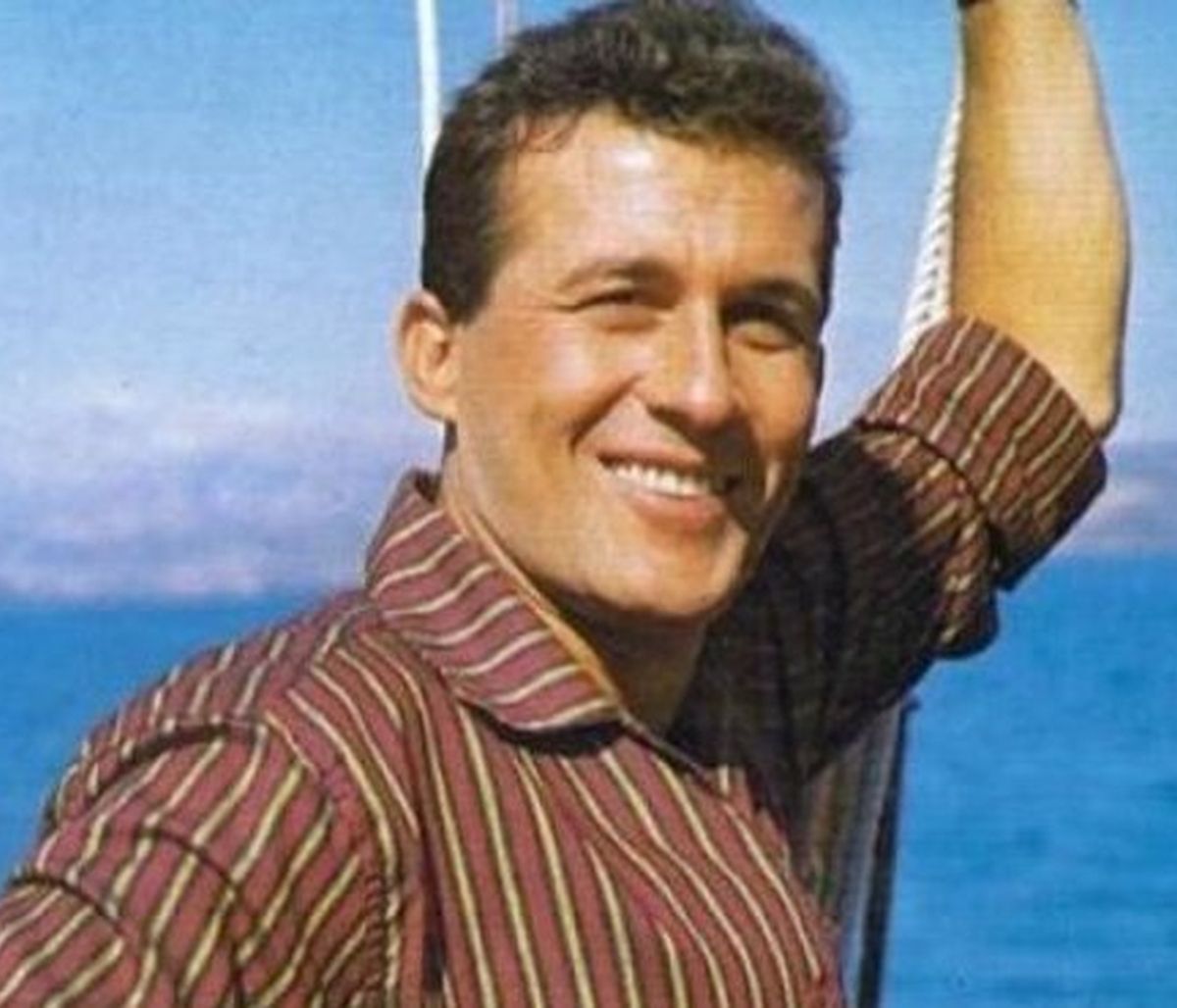 Δημήτρης Παπαμιχαήλ: Για πρώτη φορά πλάνα από το σπίτι που πέθανε ο σπουδαίος ηθοποιός