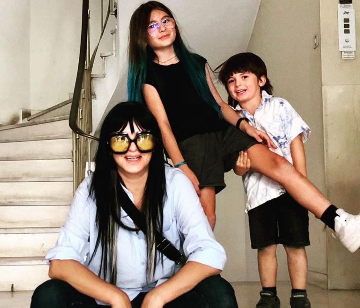 Ζενεβιεβ Μαζαρί: Η κόρη της μεγάλωσε και έκανε το πιο ανατρεπτικό λουκ