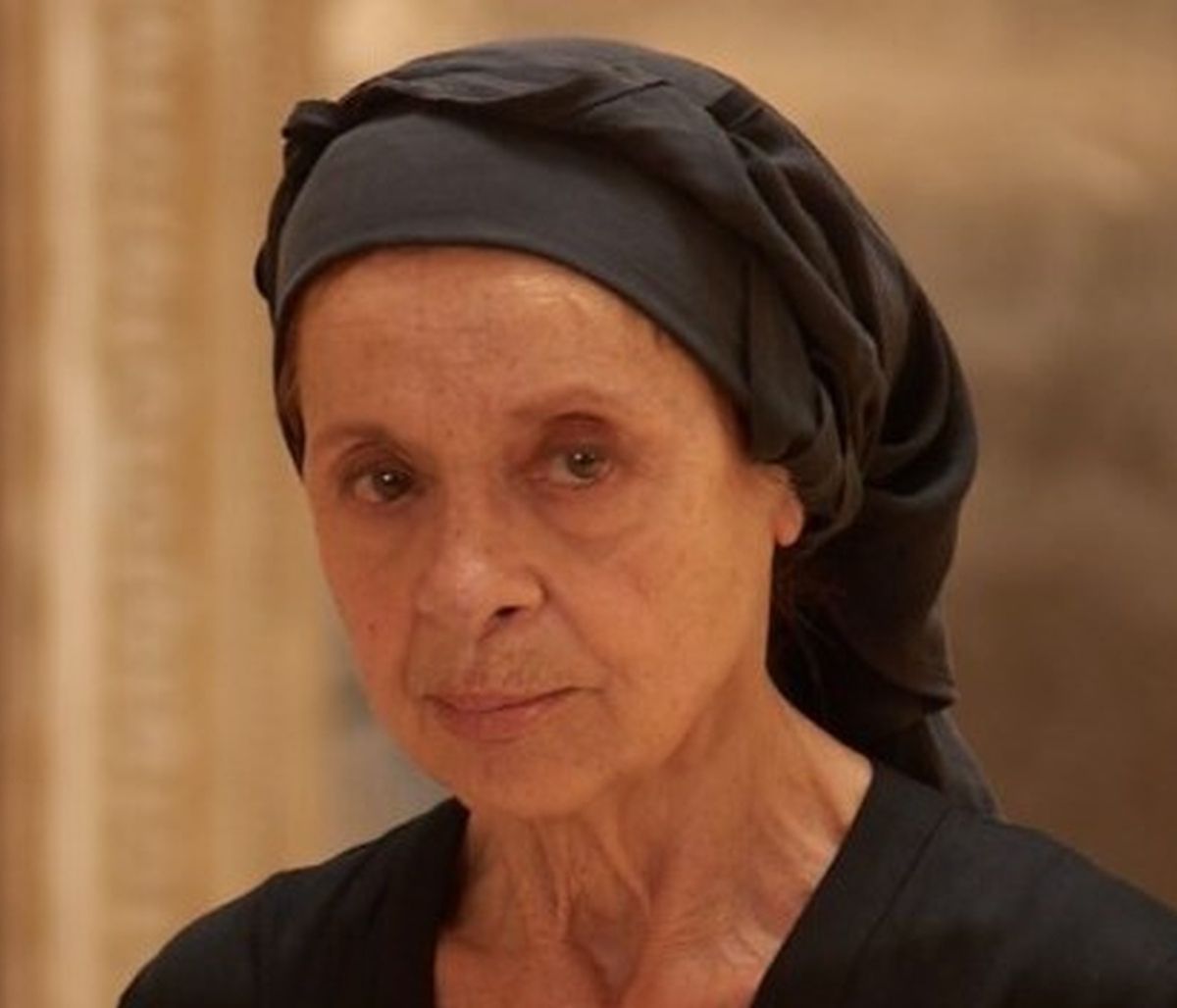 Σασμός: Πώς ήταν νέα η Όλγα Δαμάνη; Οι σειρές που έχει παίξει και ο ρόλος της γιαγιάς Ειρήνης