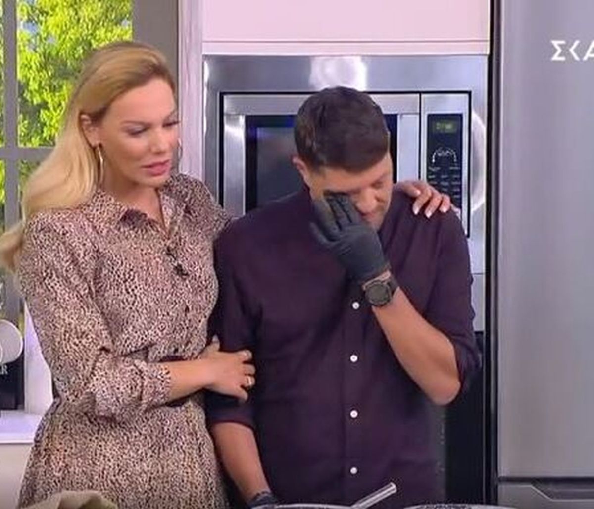 Αλέξανδρος Παπανδρέου: Λύγισε on air: «Ο πατέρας μου νοσηλεύεται σε σοβαρή κατάσταση»