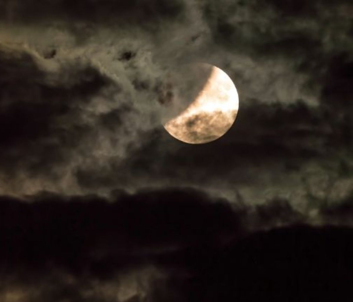 Σήμερα 19/11: Πανσέληνος – έκλειψη στον Ταύρο: Αποκαλύψεις και γρήγορες εξελίξεις