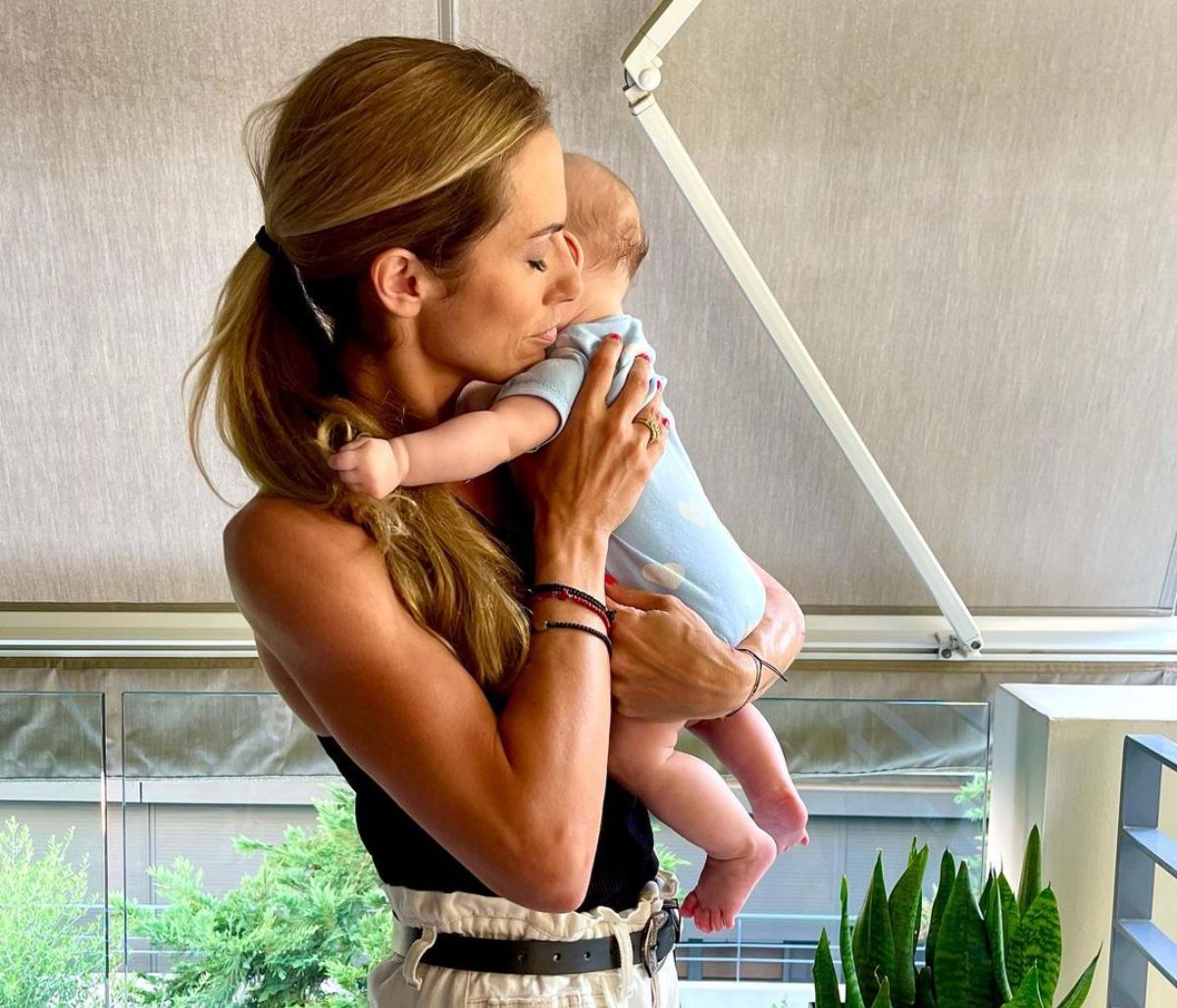 Ντορέττα Παπαδημητρίου: Στόλισε μαζί με την μπέμπα ανιψιά της και τους γιους της