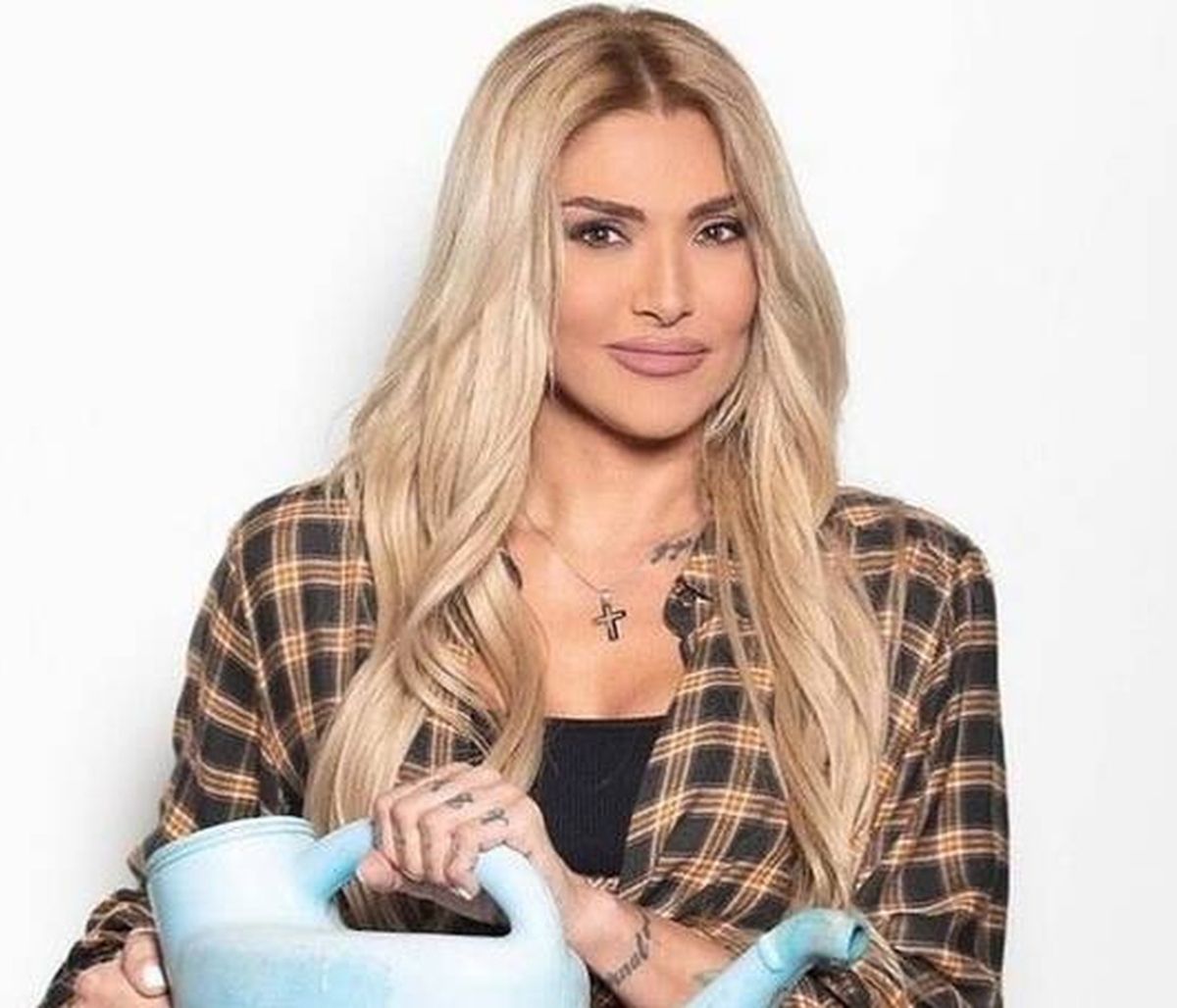 Αγγελική Ηλιάδη: Eιδύλλιο μέσα στην Φάρμα; - Με αυτόν τον άντρα έχει έρθει κοντά (Photos)