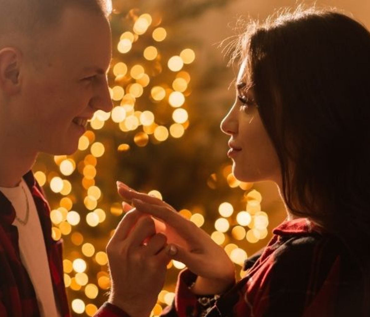 Σήμερα 25/12: Ζεστά, παθιάρικα Χριστούγεννα