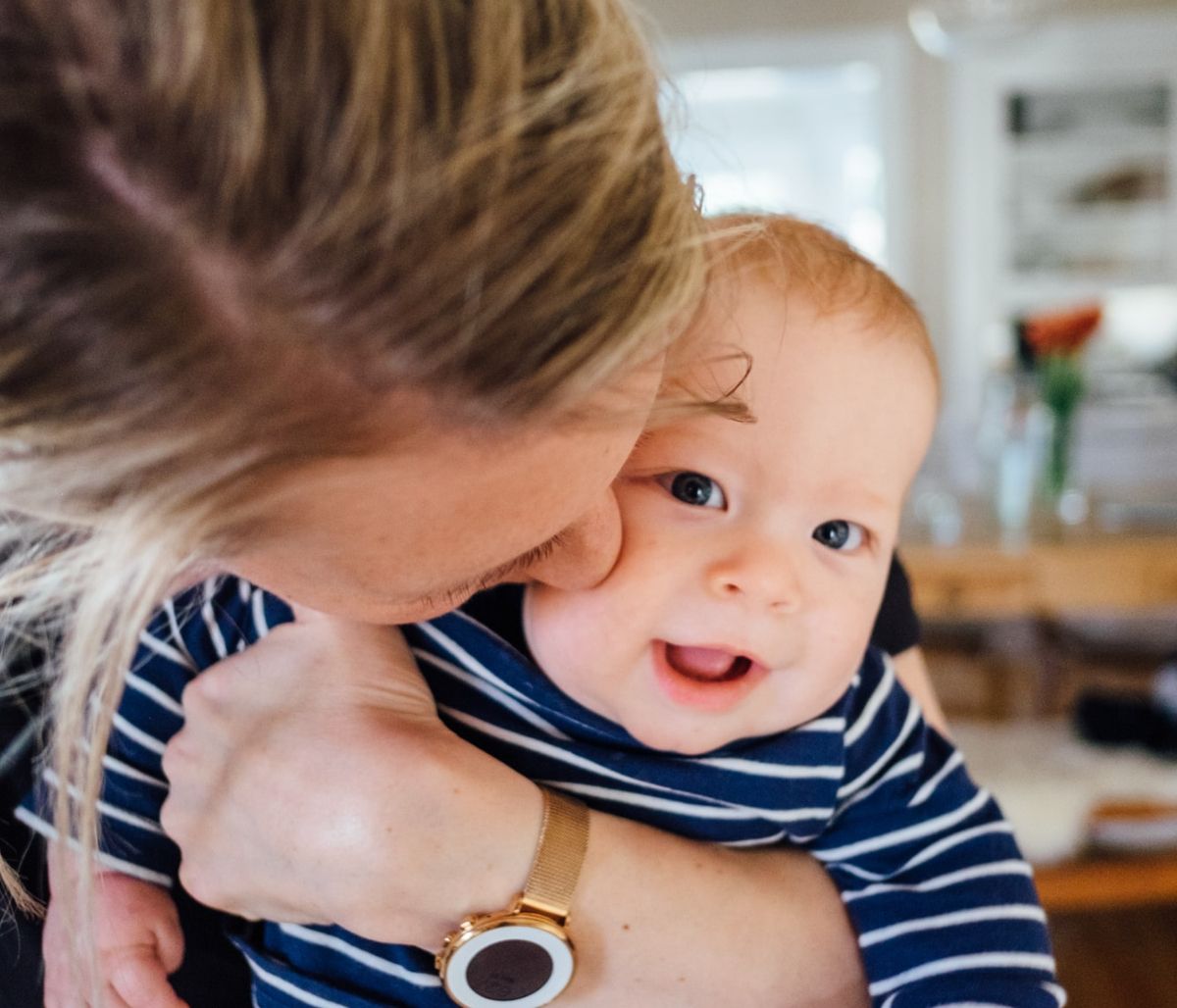 Mom-shaming: Τρία πράγματα που δεν πρέπει ποτέ να κάνεις σε μία άλλη μαμά