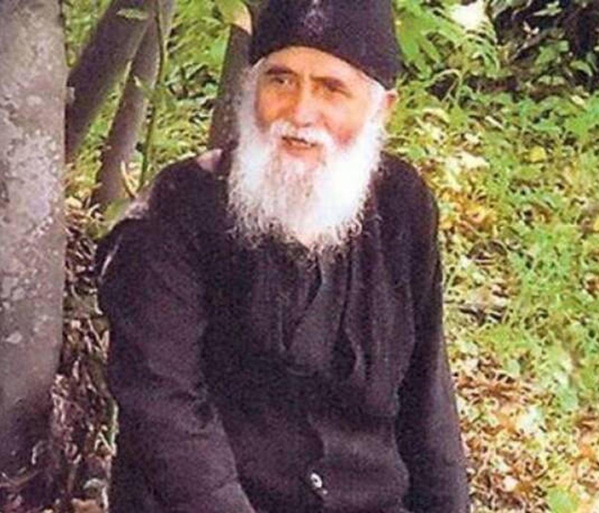 Άγιος Παΐσιος: Συγκλονίζουν οι μαρτυρίες τους – Οι διάσημοι που τον γνώρισαν από κοντά