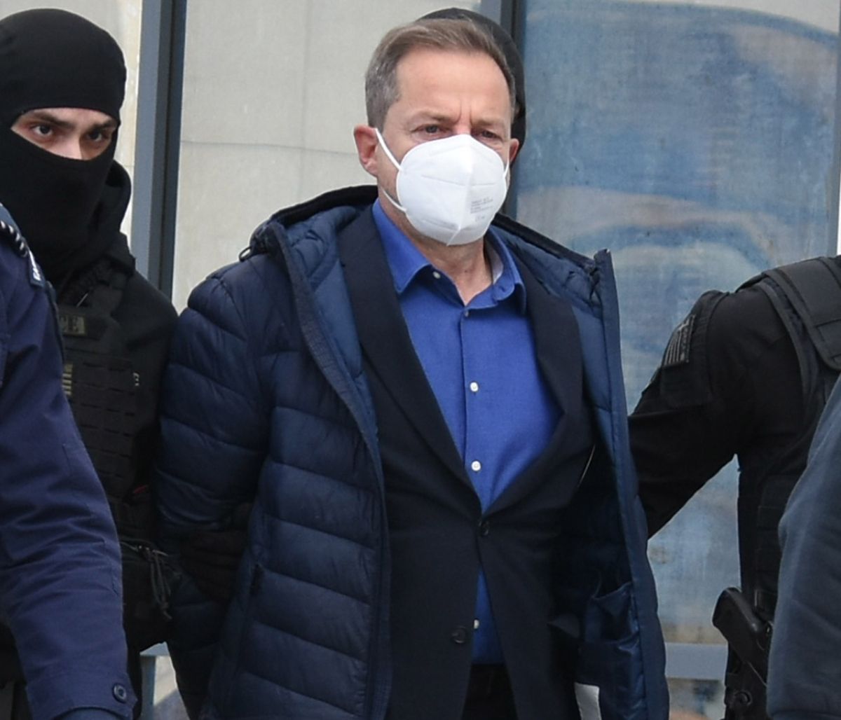 Αποκλειστικό: Λίγο πριν τη δίκη Λιγνάδη, η μητέρα βασικού μάρτυρα της υπόθεσης, λύνει τη σιωπή της!