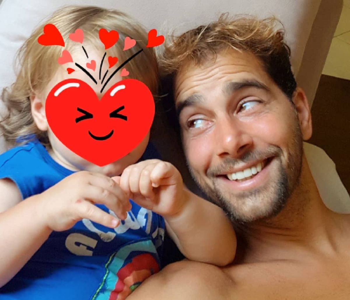 Χάρης Γιακουμάτος: Η φώτο με τον γιο του μετά από καιρό