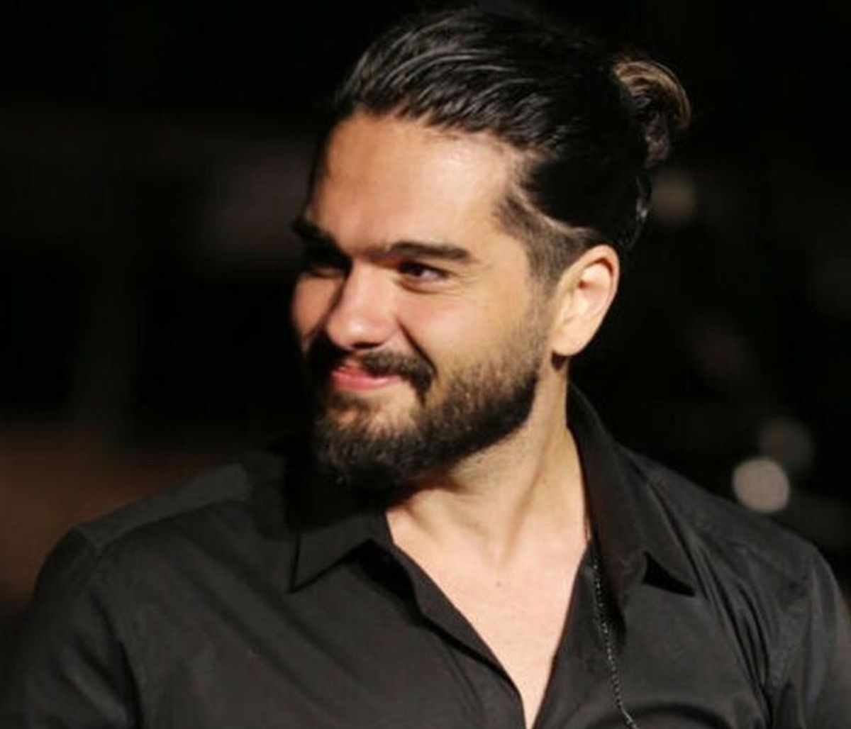 Χρήστος Μάστορας: Απόκριες με τους γονείς του - Δείτε σε ποιον μοιάζει (Σπάνιες φωτογραφίες)