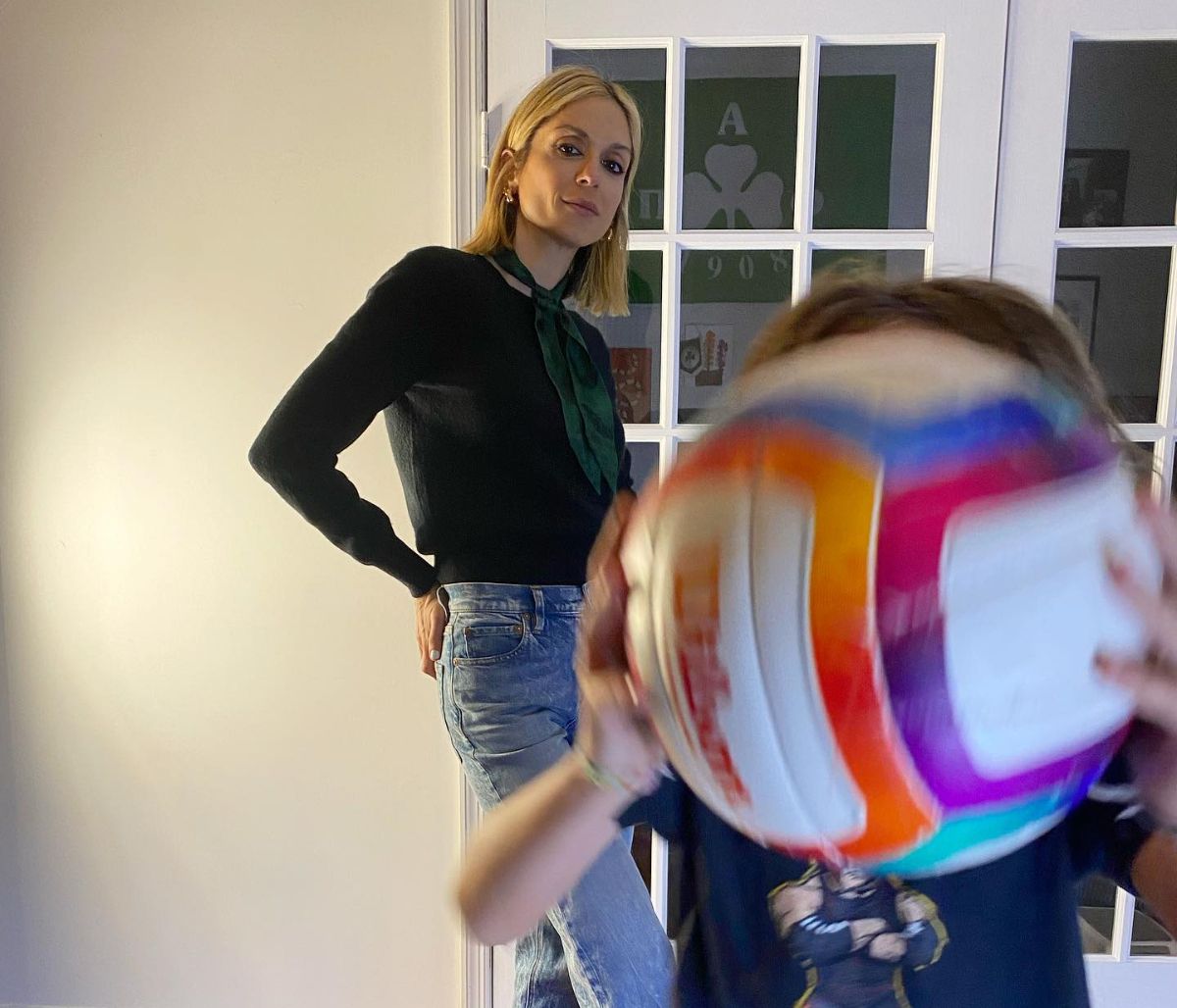 Σοφία Καρβέλα: Στις καλύτερες πόζες με τους γιους της Νέστωρ και Νίκο (εικόνες)