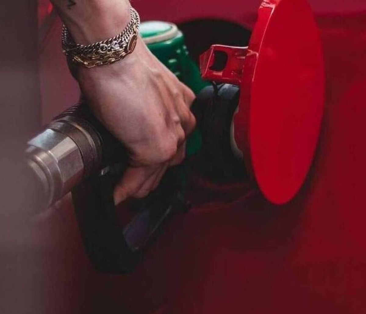Επίδομα βενζίνης: Ξεκινούν αύριο οι αιτήσεις με βάση τον ΑΦΜ - Πώς θα κάνετε την αίτηση στο gov.gr