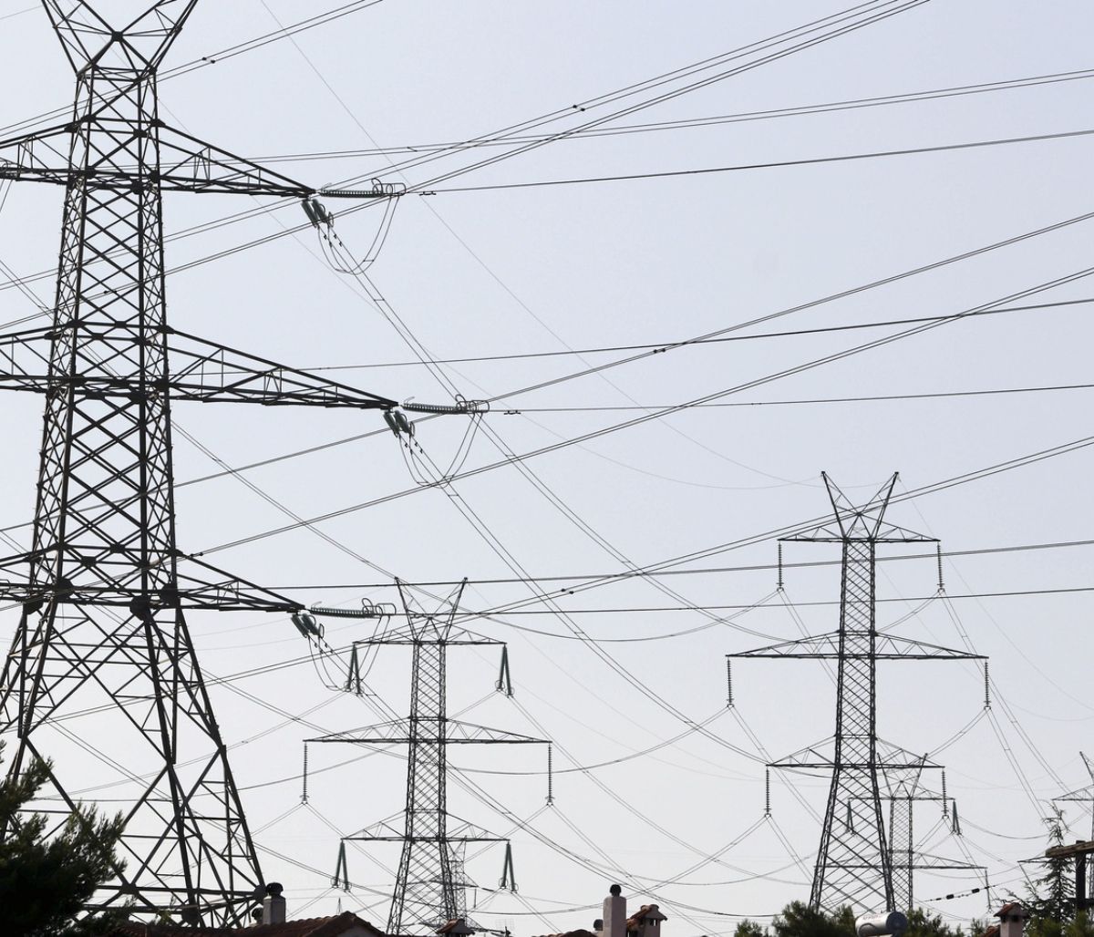 Μέτρα για το ρεύμα: Πώς θα πάρετε την επιστροφή έως και 600 ευρώ - Οι επιδοτήσεις για Μάιο, Ιούνιο