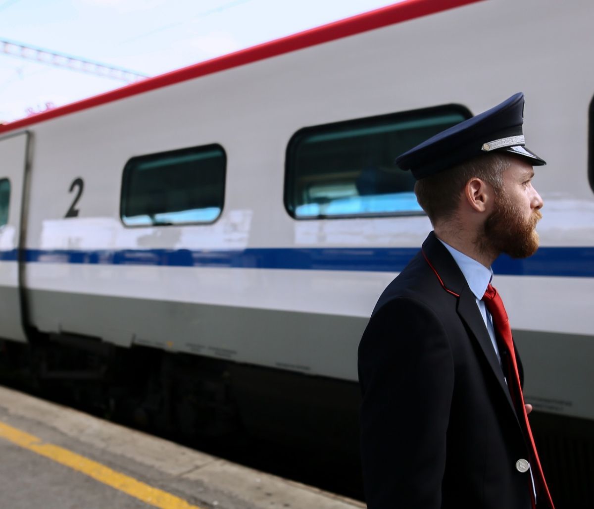 Λευκό Βέλος: Το πιο γρήγορο τρένο στην Ελλάδα έκανε Θεσσαλονίκη – Αθήνα σε χρόνο DT