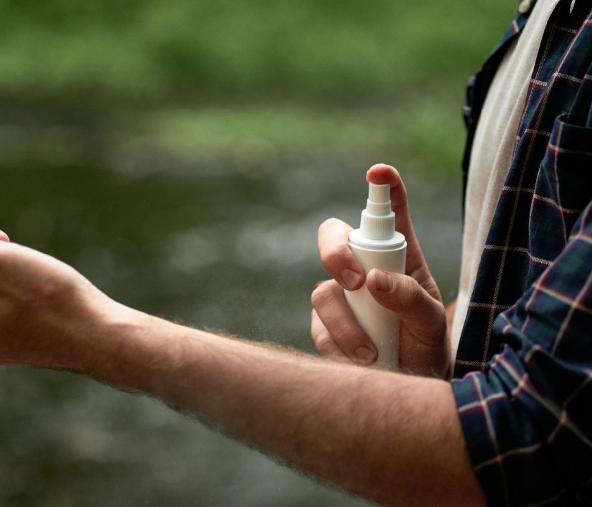 Πώς θα φτιάξετε φυσικό εντομοαπωθητικό (video)