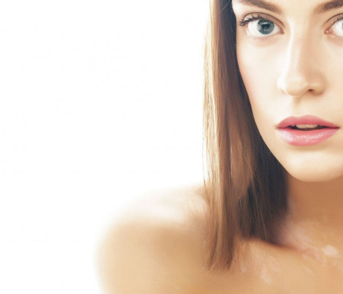 Πώς θα προστατευτείτε από τον ήλιο όταν έχετε λεύκη και τι αντιηλιακό είναι κατάλληλο για σας;