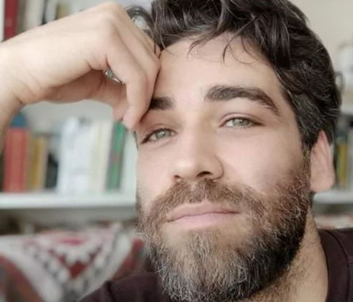 Γιώργος Χριστοδούλου: Ο Σταύρος από τον «Σασμό» ποζάρει στον φακό με τον γιο του