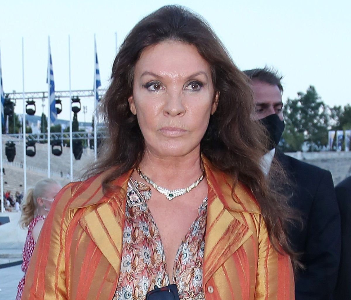 Βάνα Μπάρμπα για stalker: Συνεχίζει να με παρενοχλεί. Δεν αντέχω άλλο... Κατέθεσα ασφαλιστικά μέτρα