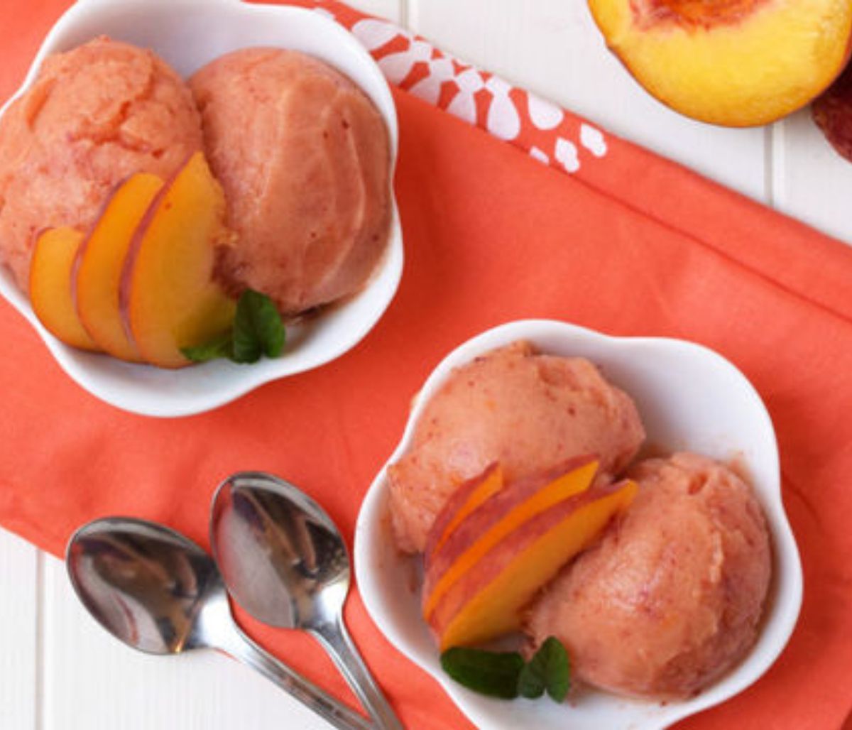 Το πιο γρήγορο και δροσερό σορμπέ ροδάκινο