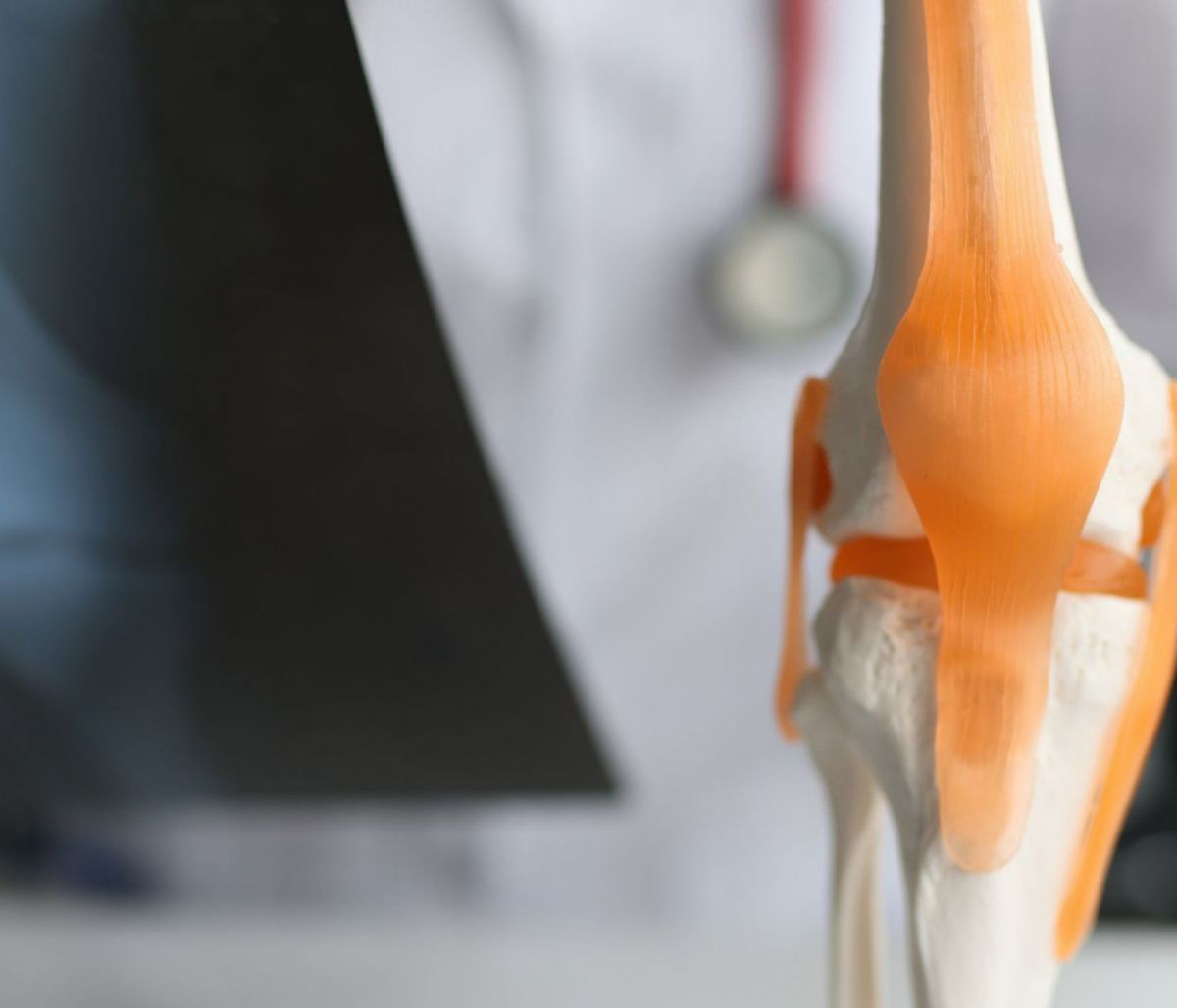 Το να νιώθετε νεότεροι σας βοηθά να αναρρώσετε από κατάγματα και εγκεφαλικά επεισόδια γρηγορότερα